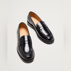 Banana Republic-Brand New (Without Box) Italian Leather Penny Loafers SZ: 8